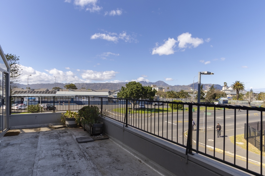 2 Bedroom Property for Sale in Strand North Western Cape